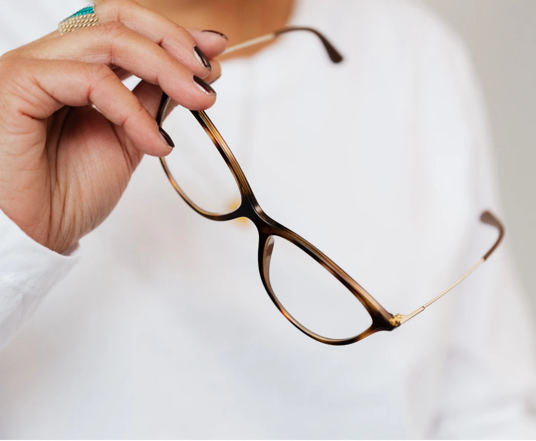 מאי אופטיקה